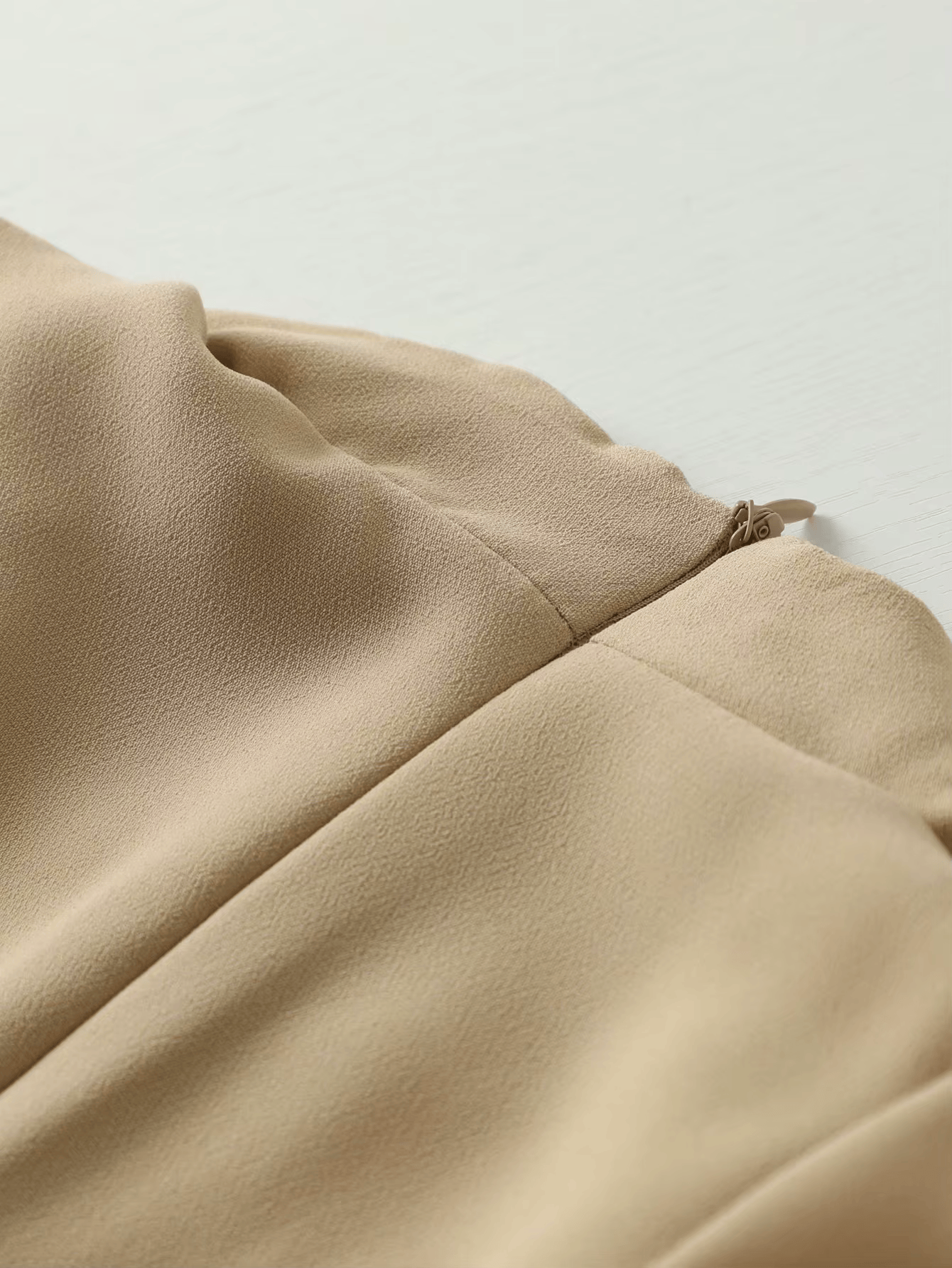 MAËLIS – Draped Elegance Sleeveless Top