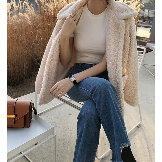 Cléa – Lamb Wool Plush Coat