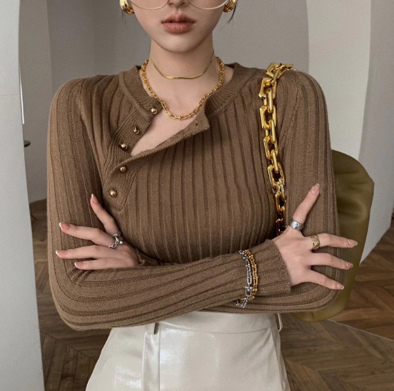 Loïse – Buttoned Soft-Rib Knit Top