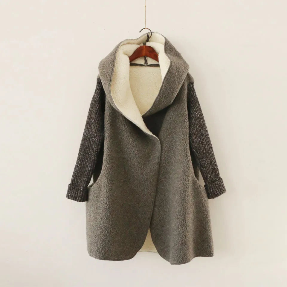 ÉLARA – Wool-Stitched Hooded Cashmere Coat