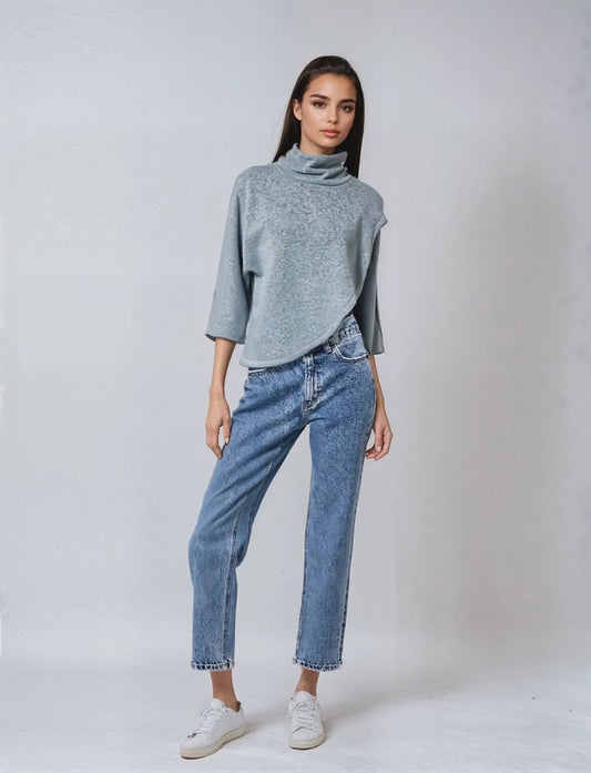MIREILLE – Relaxed Chic Knit Poncho